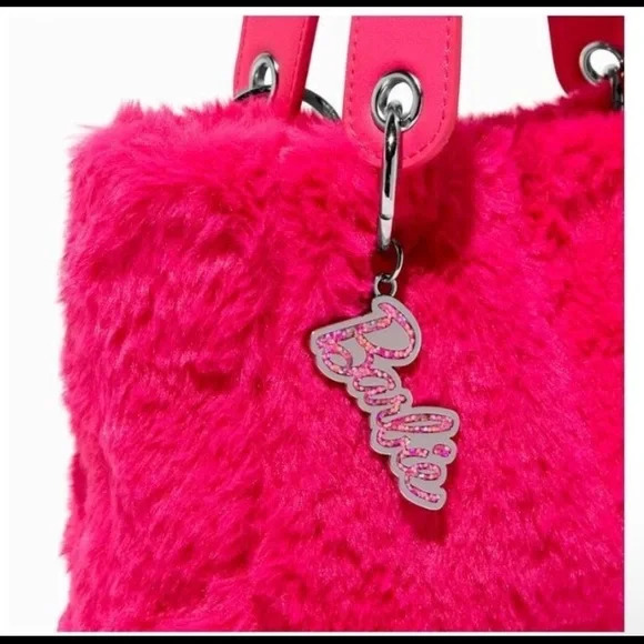 ‼️FINAL PRICE DROP‼️ BNWT Barbie Movie Pink Faux Fur Tote Bag - Picture 4 of 4